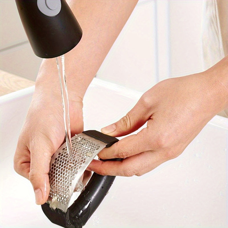 1pc Stainless Steel Garlic Presser